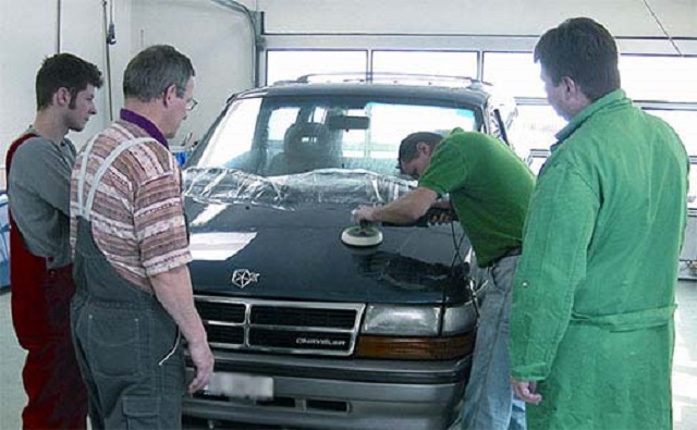 Reinigung Pflege Fahrzeug